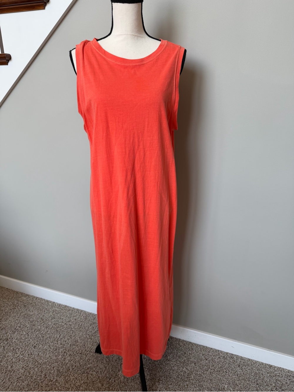 Old Navy Women’s Sleeveless Coral Maxi Dress